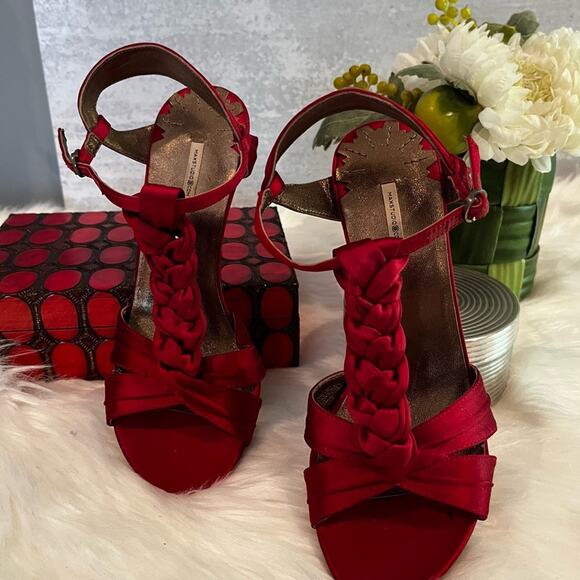 New Max Studio Red Satin Braided  T-Strap High Heeled Sandals Sz 5.5  NWOT - Picture 5 of 11